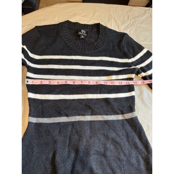 Women’s sweater dress size small - Picture 4 of 8